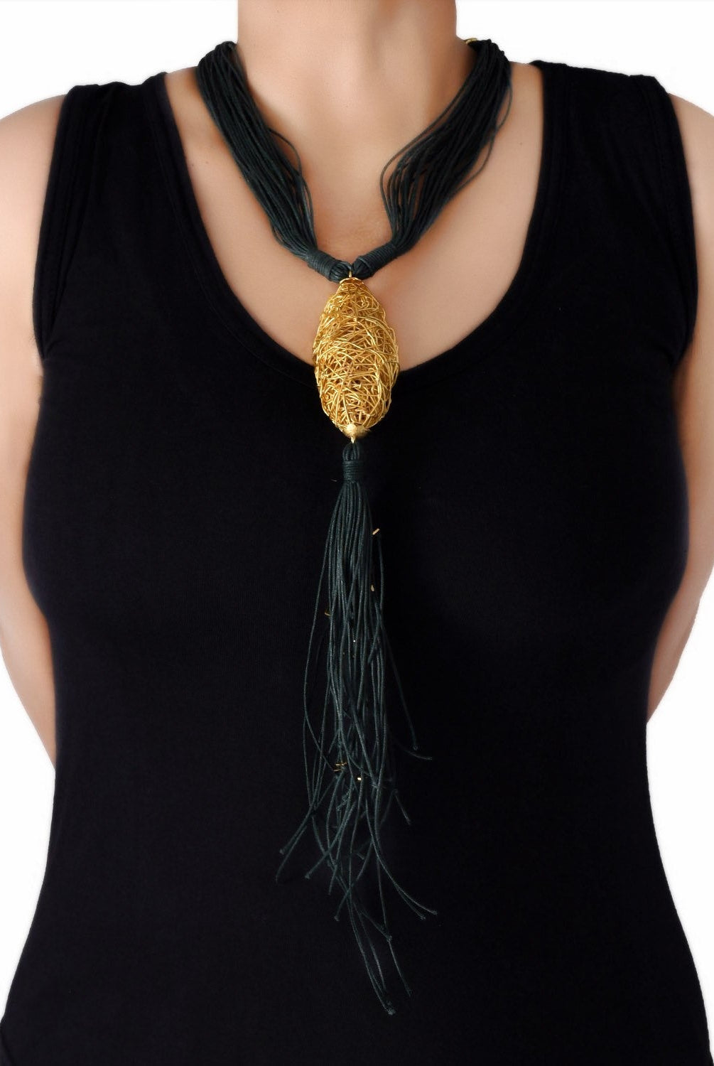 Beau Neckpiece - CiceroniNeckpieceZaza by Somya