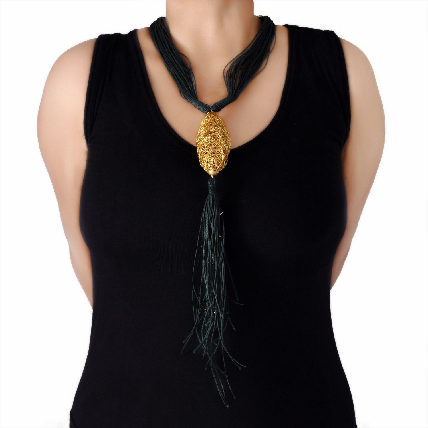 Beau Neckpiece - CiceroniNeckpieceZaza by Somya
