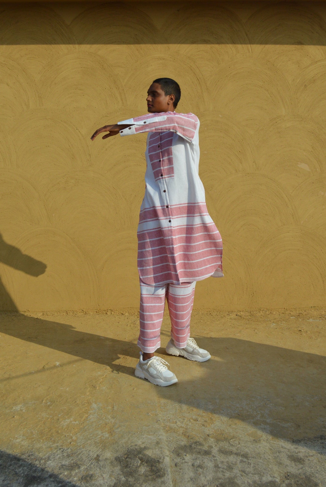 Betra Unisex Kurta And Pant - CiceroniJohargram