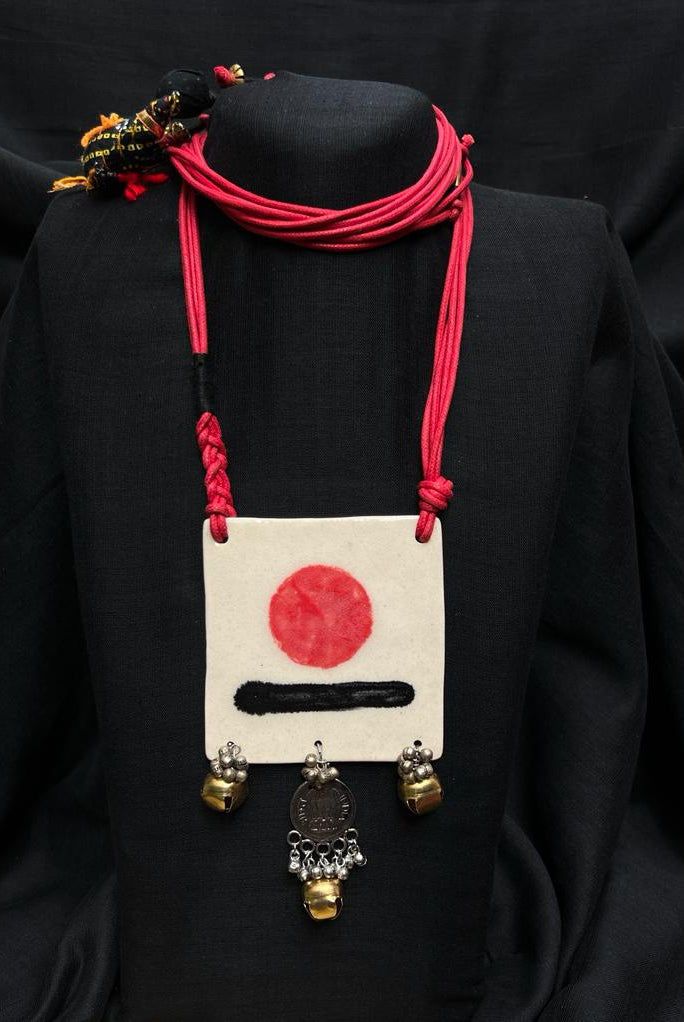 Bindi Neckpiece - CiceroniNeckpieceChaakmaati