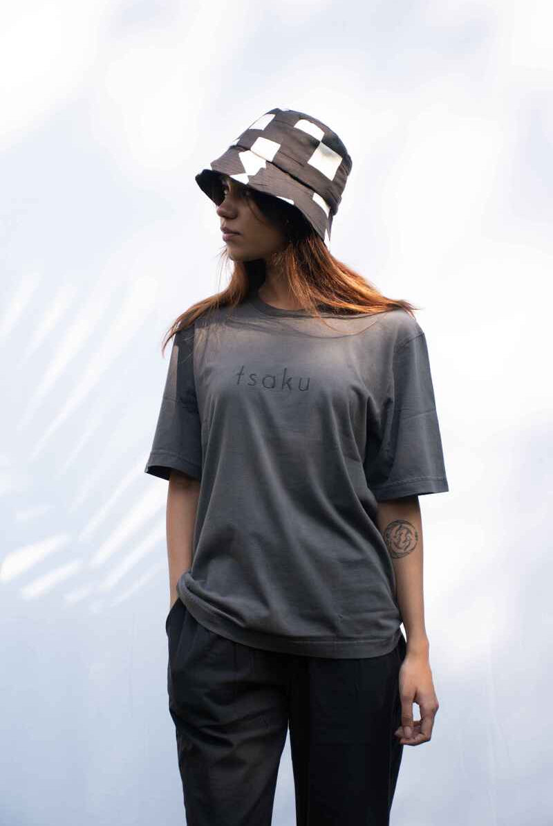 Black bucket hat - CiceroniHattsaku