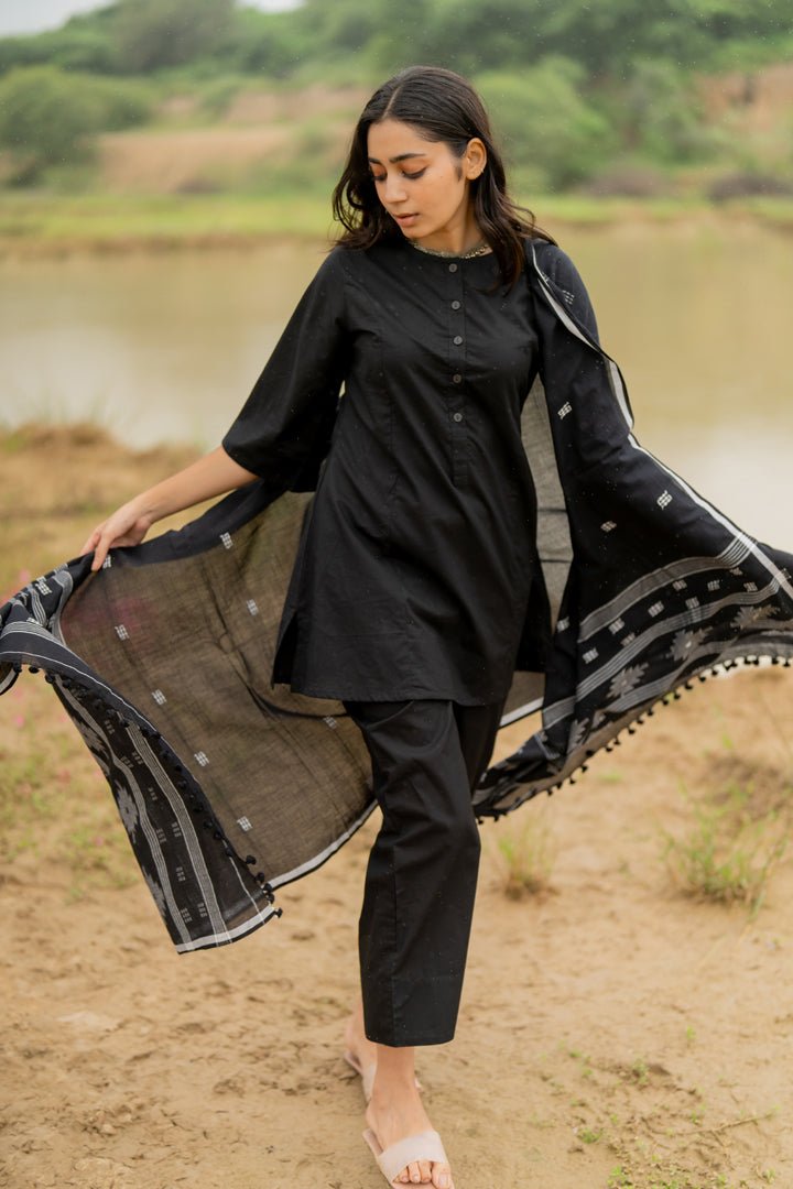 Black Short Kurta with Pants - CiceroniKurta SetMaidaan