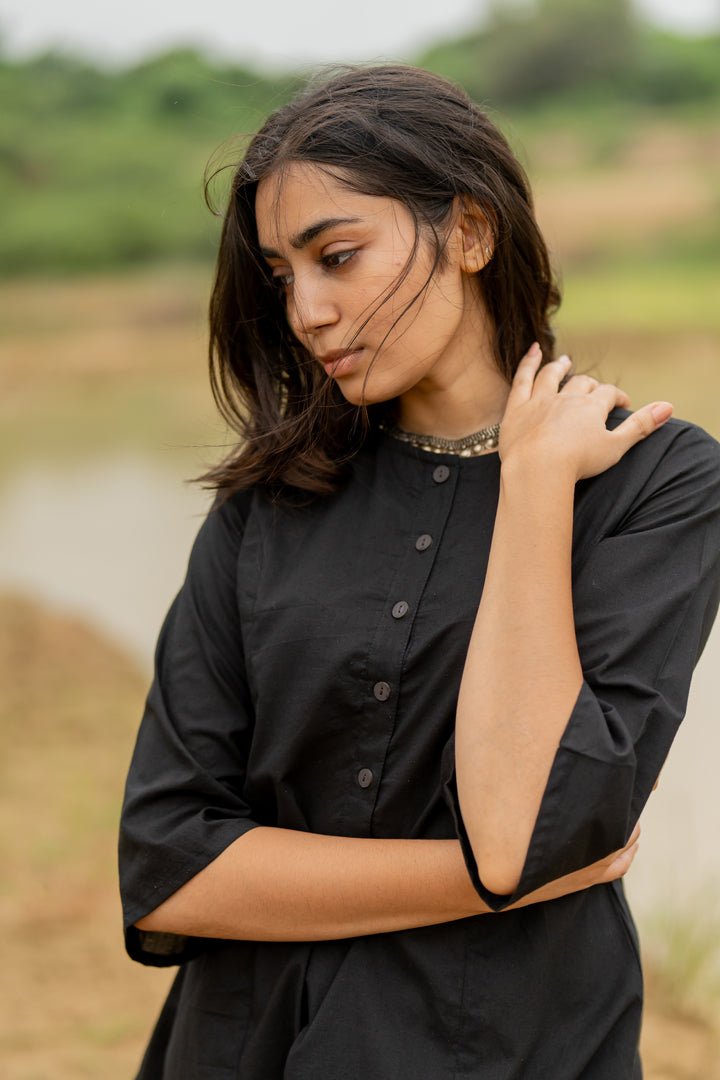 Black Short Kurta with Pants - CiceroniKurta SetMaidaan