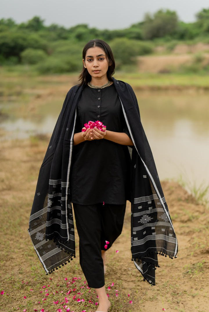 Black Short Kurta with Pants - CiceroniKurta SetMaidaan