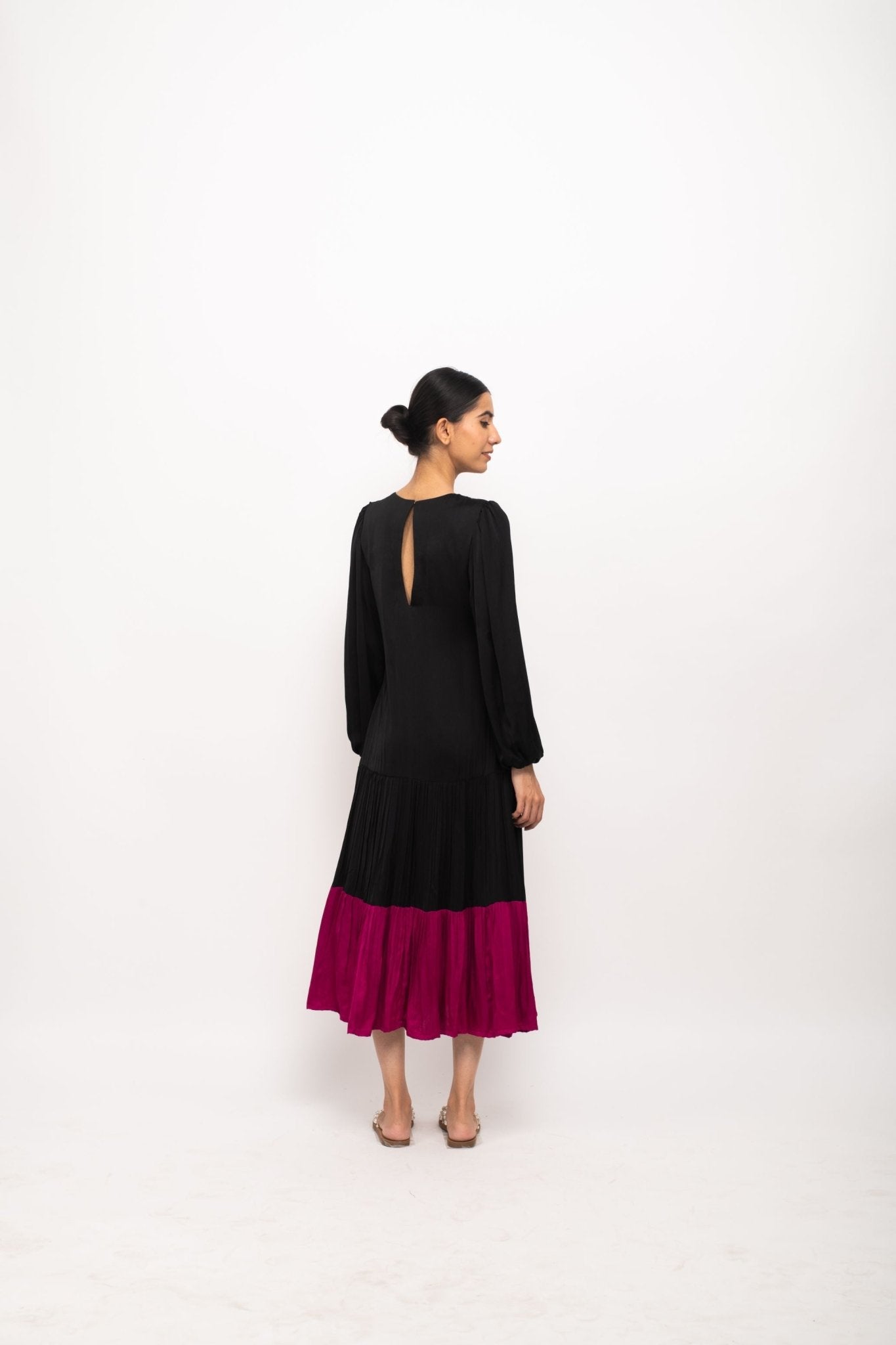 Black-Wine Gather Maxi Dress - CiceroniDressNeora