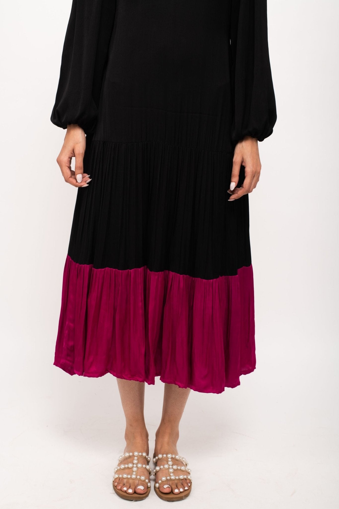 Black-Wine Gather Maxi Dress - CiceroniDressNeora