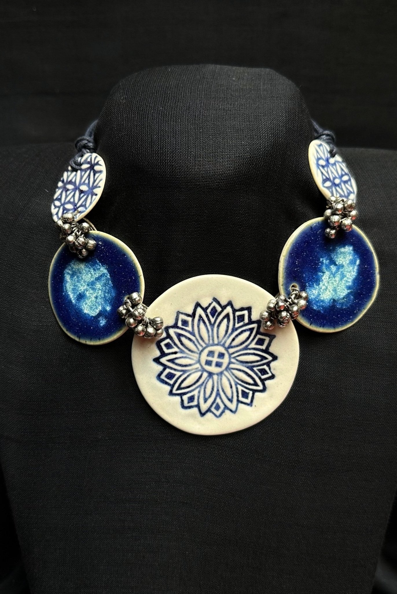 Blue Bliss | Handcrafted Choker - CiceroniChokerChaakmaati