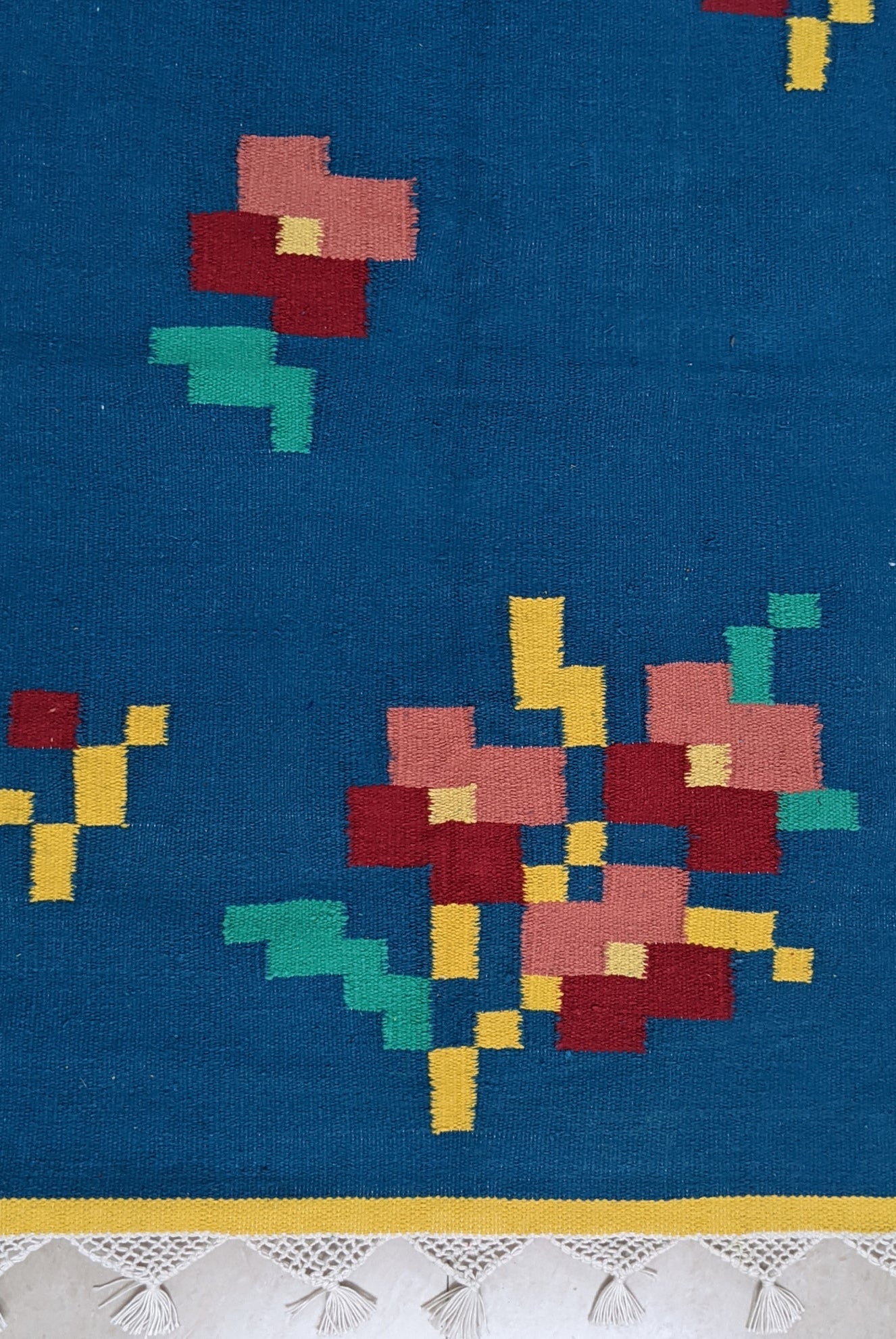 Blue Daisy Dhurrie - CiceroniThe Mango Tree