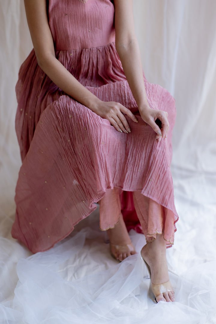 Blush Nasim Jama - CiceroniNirjara