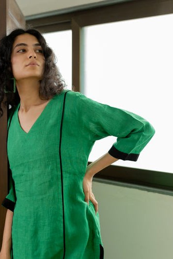 Bottlegreen Linen Kurta - CiceroniKurtaSilai Studio