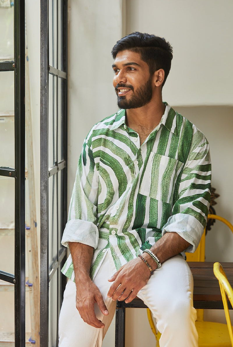 Burano unisex shirt in abstract green - CiceroniHappi Space