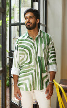 Burano unisex shirt in abstract green - CiceroniHappi Space