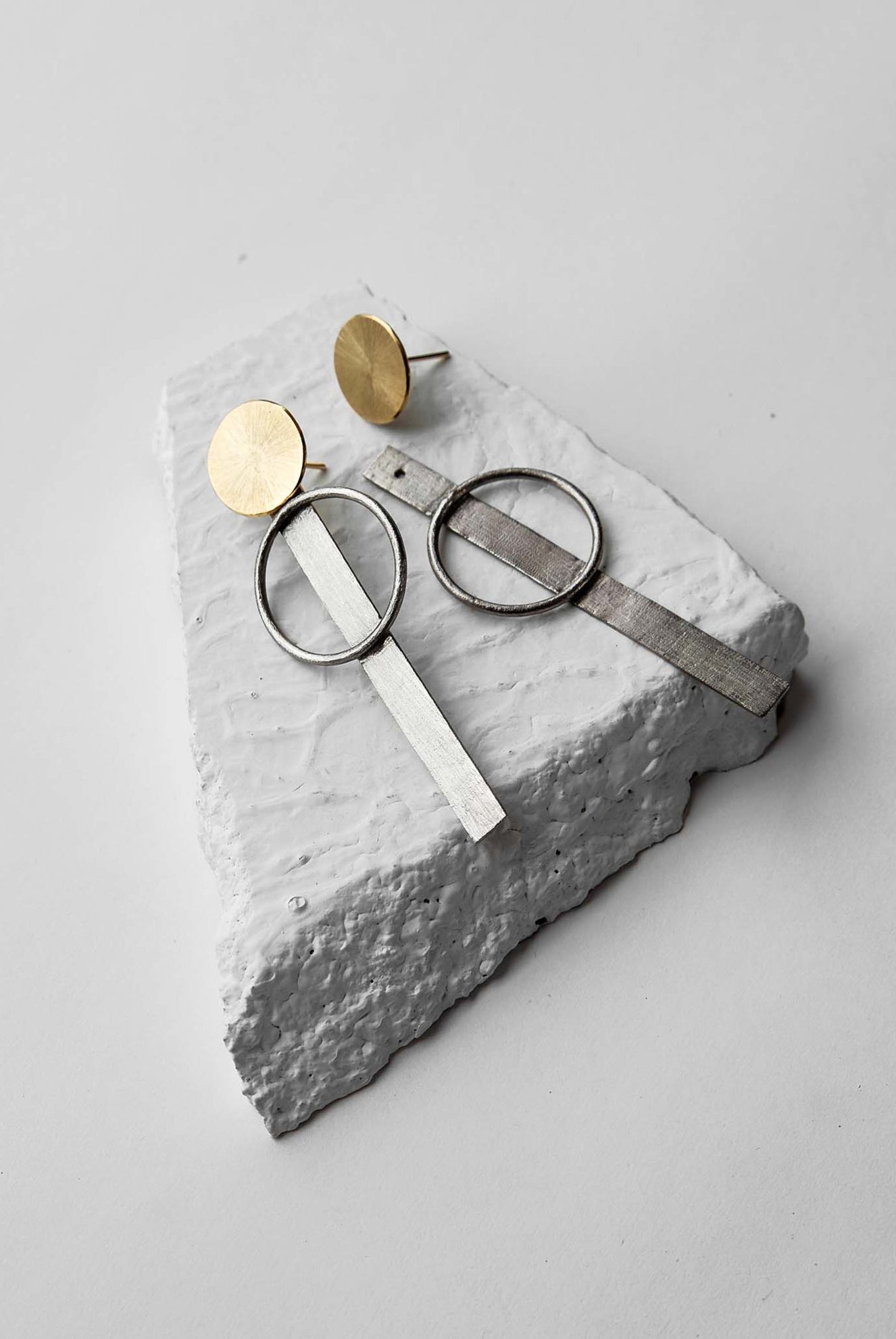 Button-up Earrings - CiceroniDE'ANMA