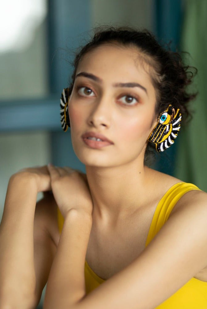 Buzy Bee - CiceroniEarringsKrutiArts