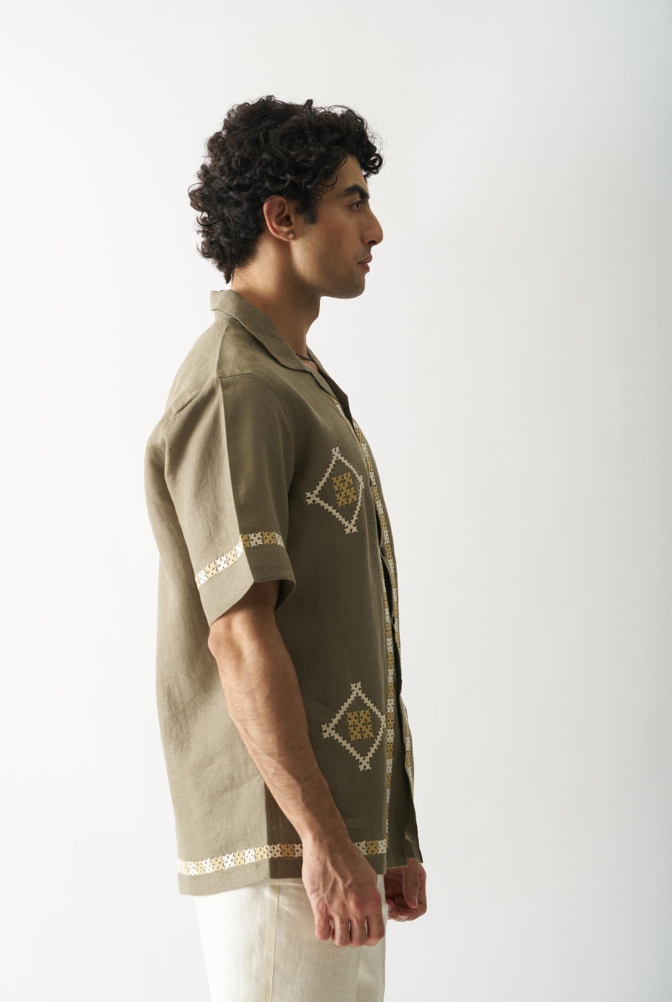 Call Me Aesthetic - Mens Hand Embroidered Pure Linen Shirt - CiceroniShirtsCultura Studio