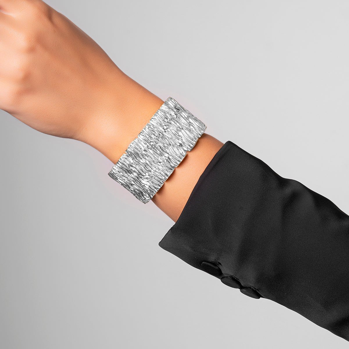 Cedar Bracelet - Silver Tone - CiceroniBraceletsEquiivalence