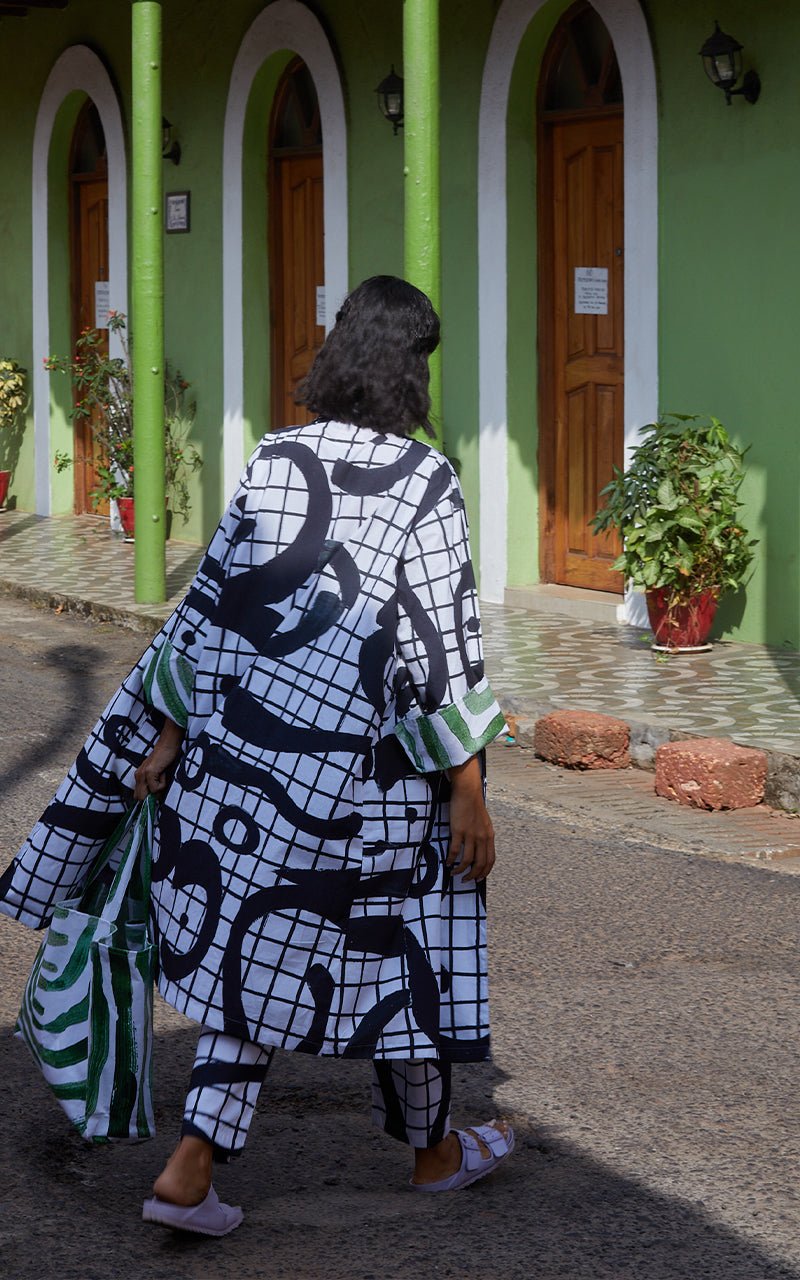 Coastline Cape in Yin yang - CiceroniHappi Space