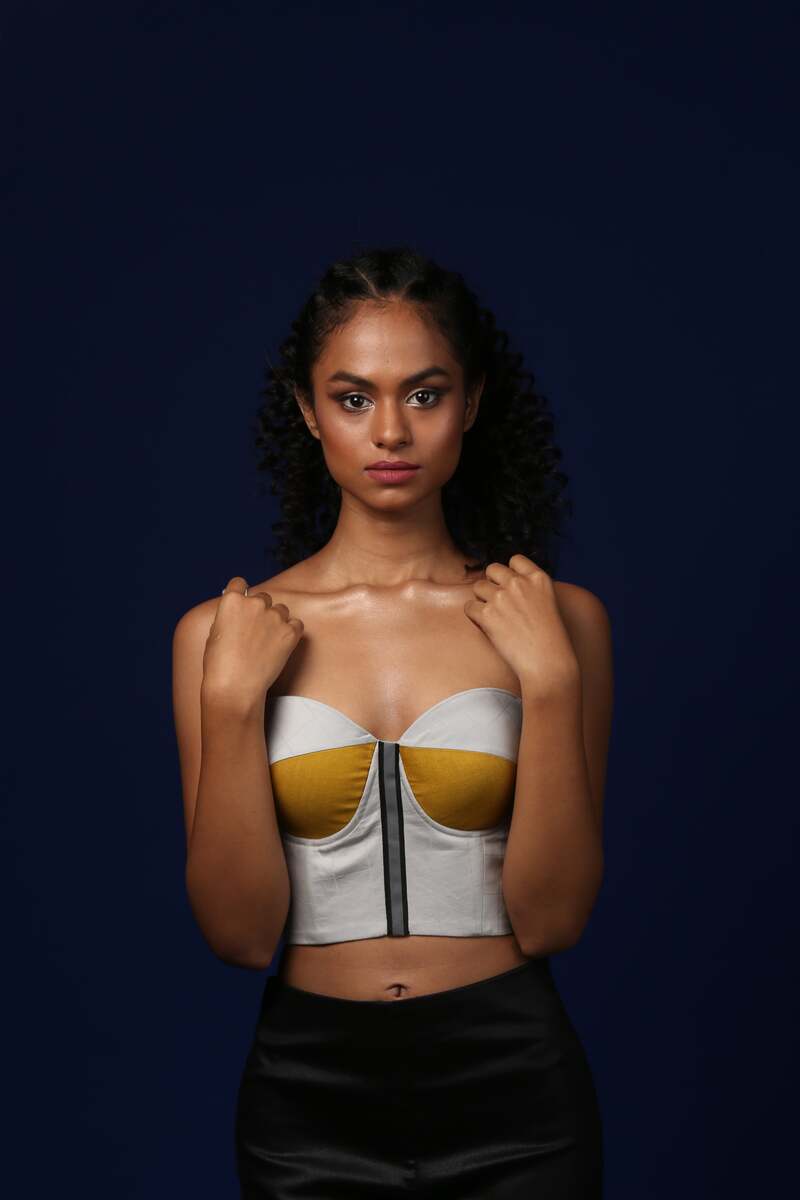 Contrast Glow Fabric Bralette - CiceroniBraletteEkastories