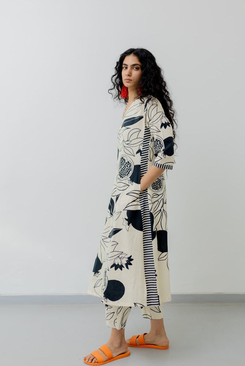 Cream Pomegranate Print Kurta and Pants Set - CiceroniKurtaSilai Studio