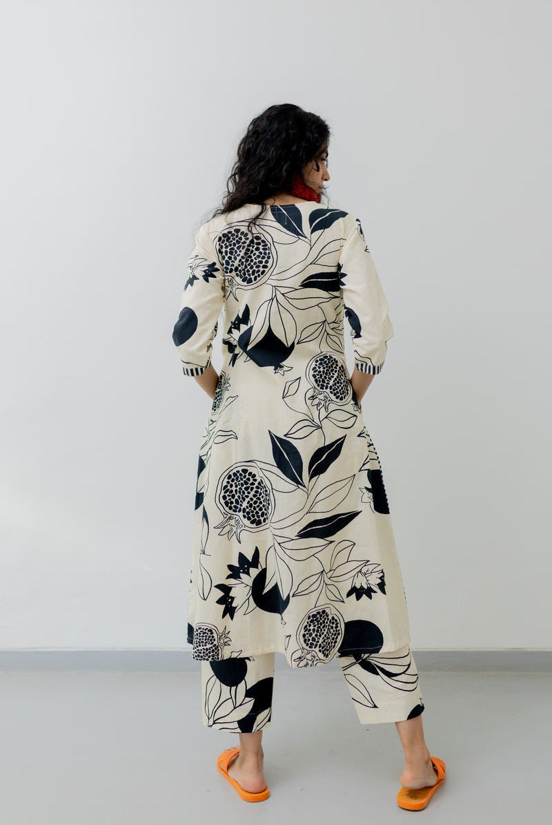 Cream Pomegranate Print Kurta and Pants Set - CiceroniKurtaSilai Studio
