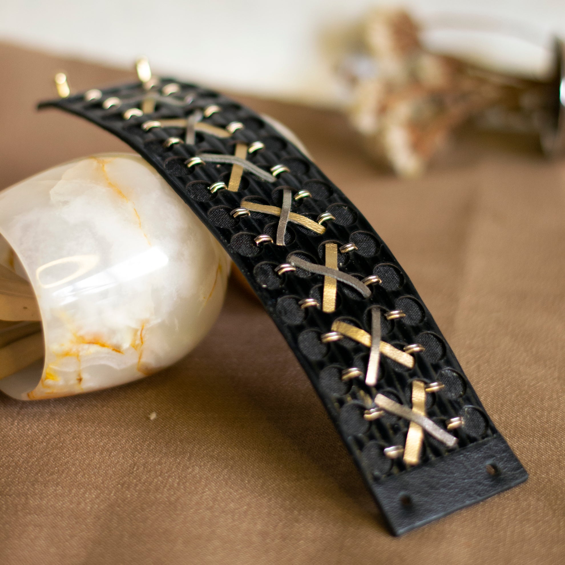 Cross Cuff - CiceroniNoupelle