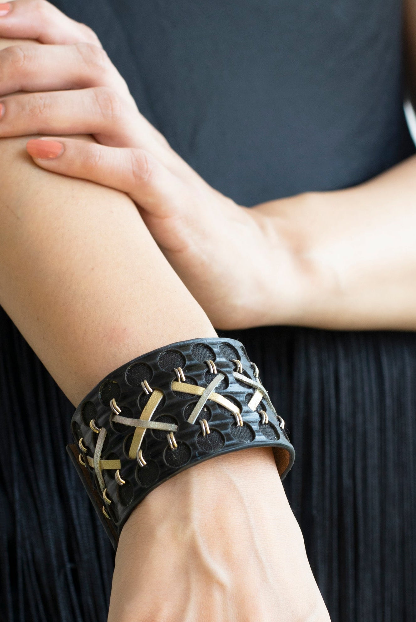 Cross Cuff - CiceroniNoupelle