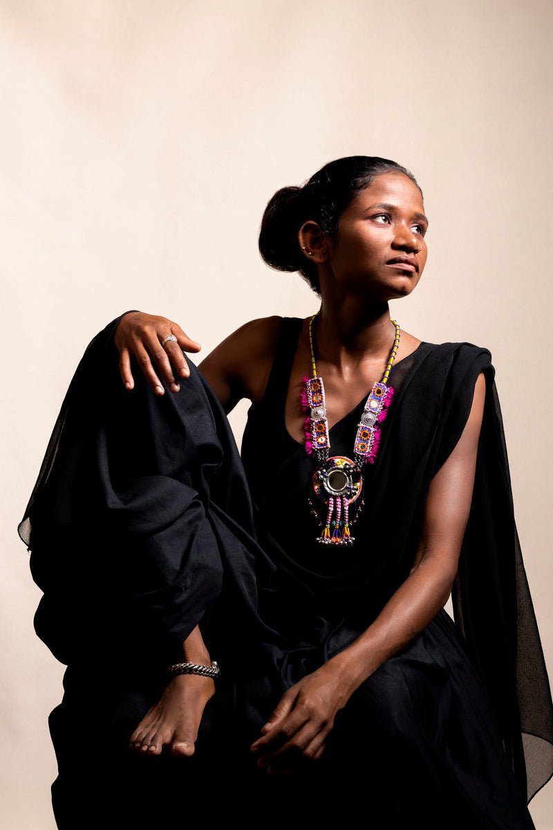 Dhaandhdu - CiceroniNeckpieceKrutiArts