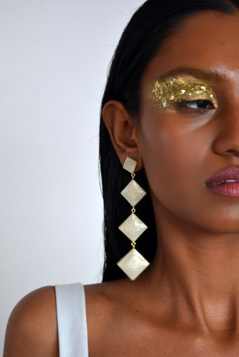 Diamond Danglers Gold - CiceroniEarringsNoupelle