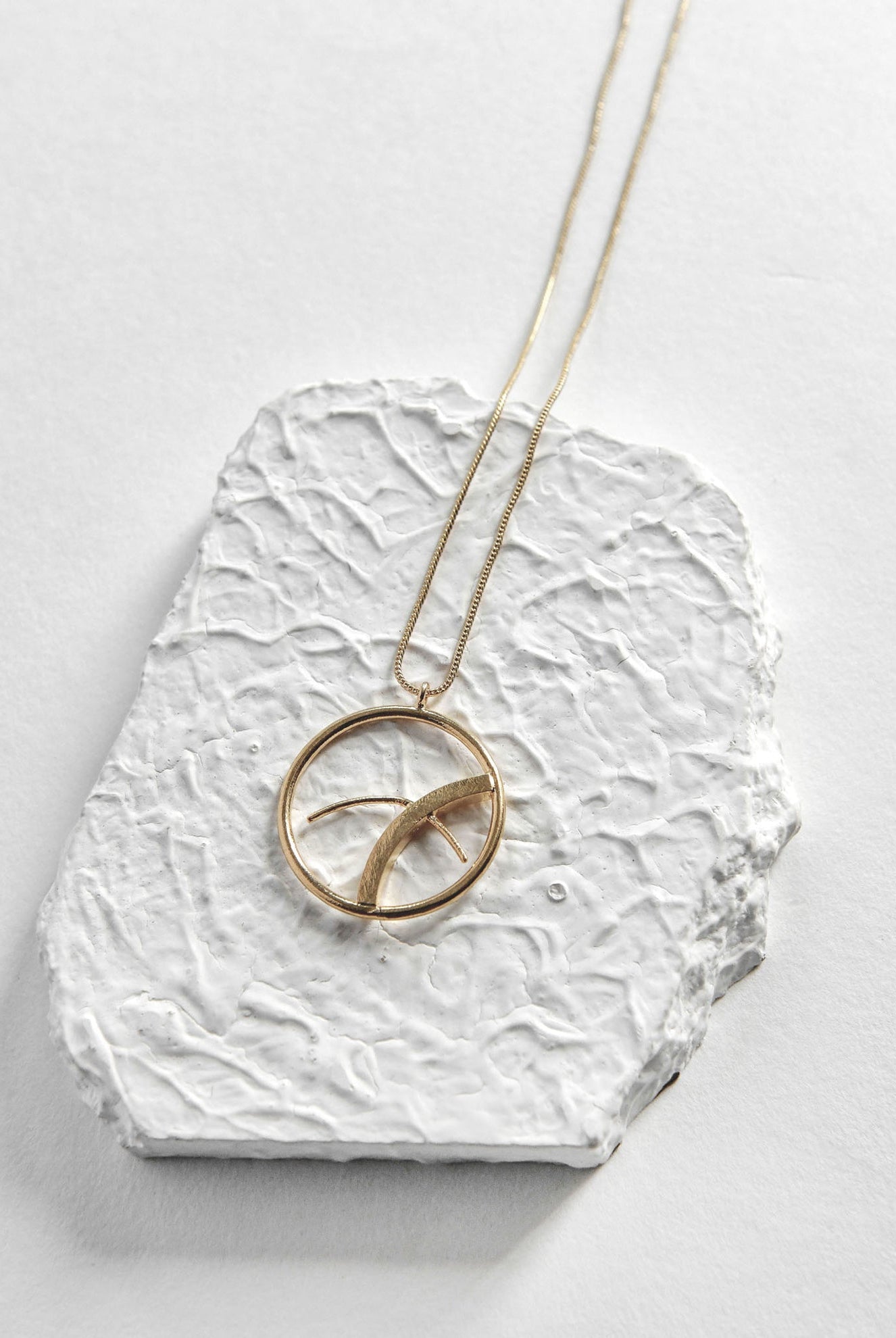 Eda Charm Neckpiece - CiceroniDE'ANMA