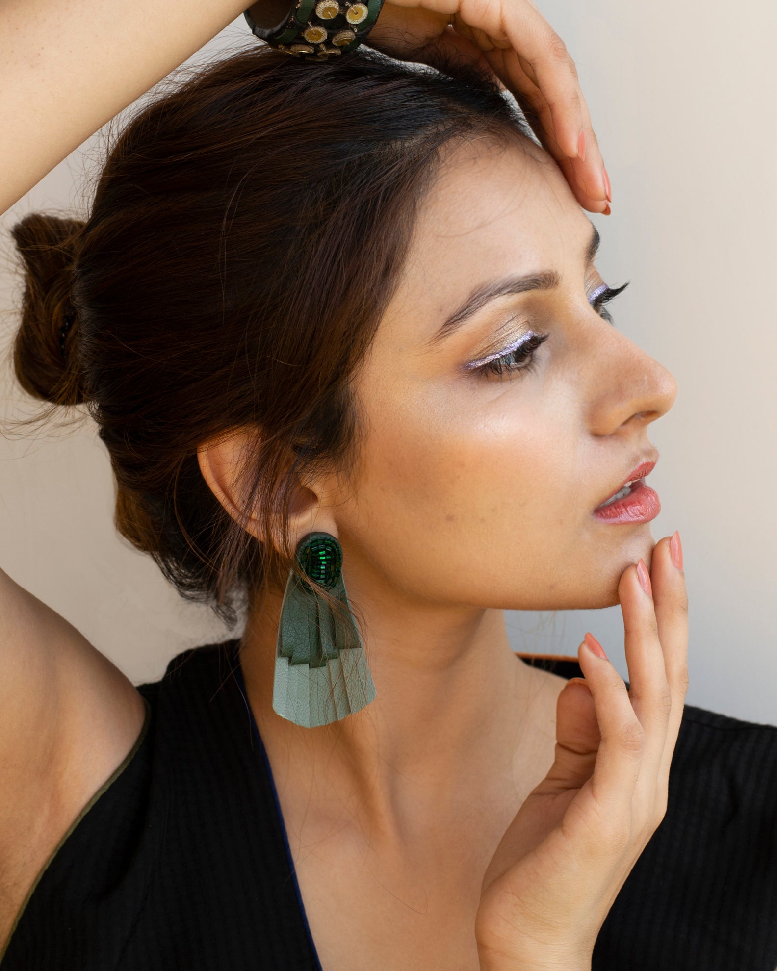 Embroidered stud fringe earrings - CiceroniNoupelle