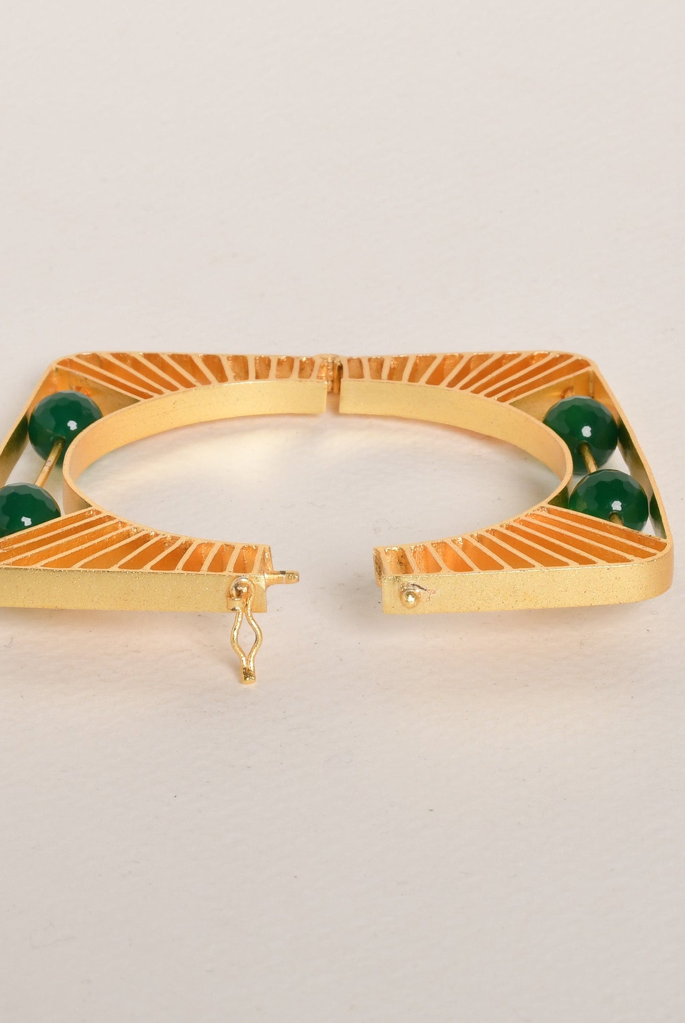 Emerald Enchantment Bracelet - CiceroniBraceletsZaza by Somya