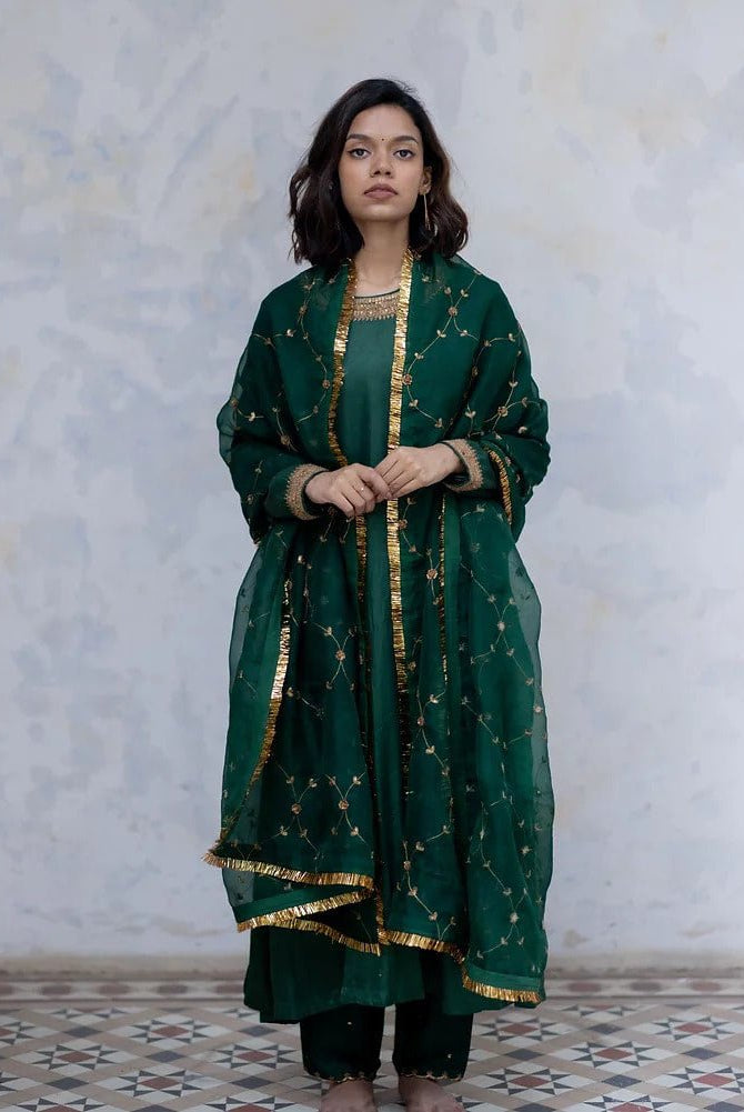 Emerald Padmini Jaal Odhani - CiceroniNirjara