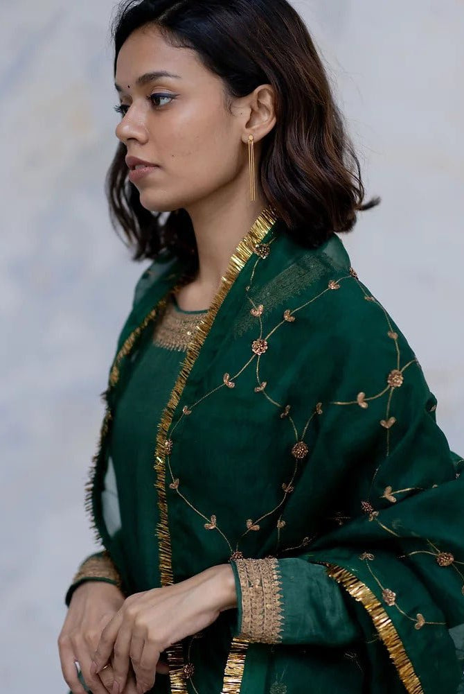 Emerald Padmini Jaal Odhani - CiceroniNirjara