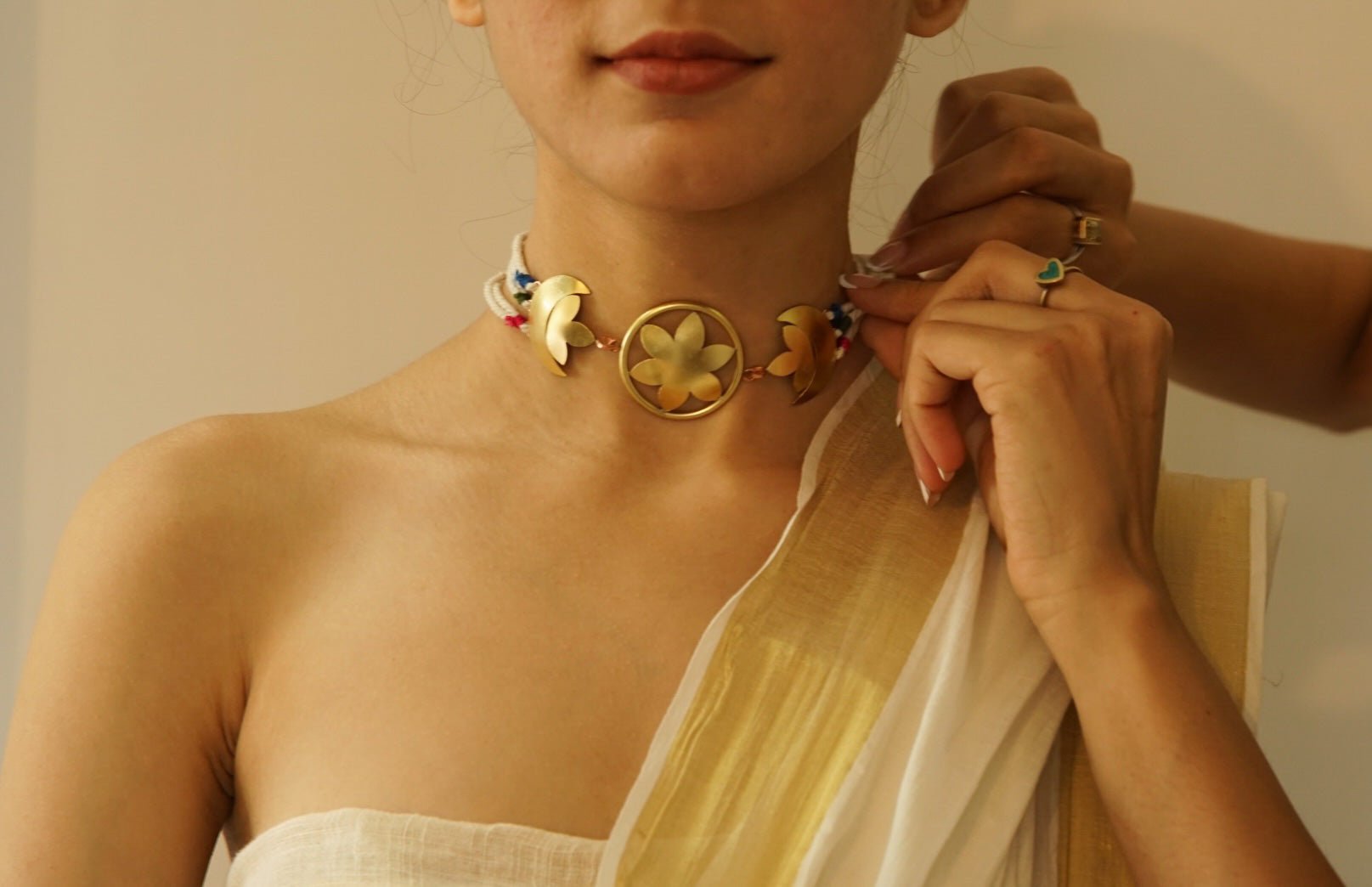 Flower Moon Choker - CiceroniChokerBy Nirjari