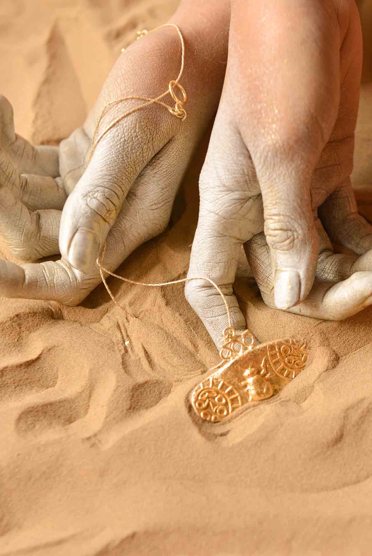 Fossil Pendant - Bugs Elongated - CiceroniPendantStudio Kassa