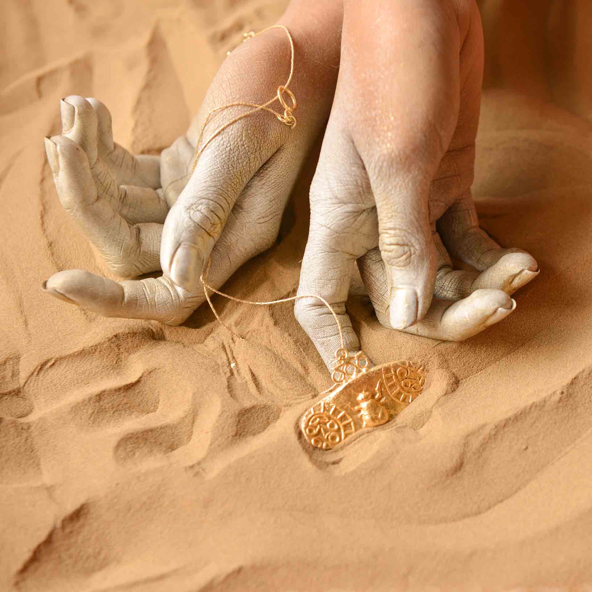 Fossil Pendant - Bugs Elongated - CiceroniPendantStudio Kassa