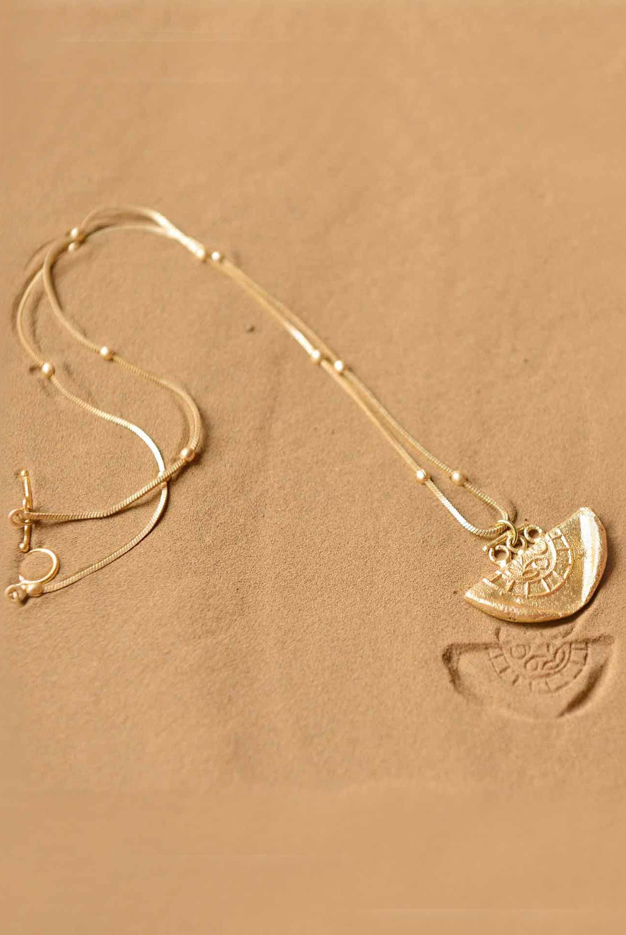 Fossil Pendant - Semi-Circle - CiceroniPendantStudio Kassa