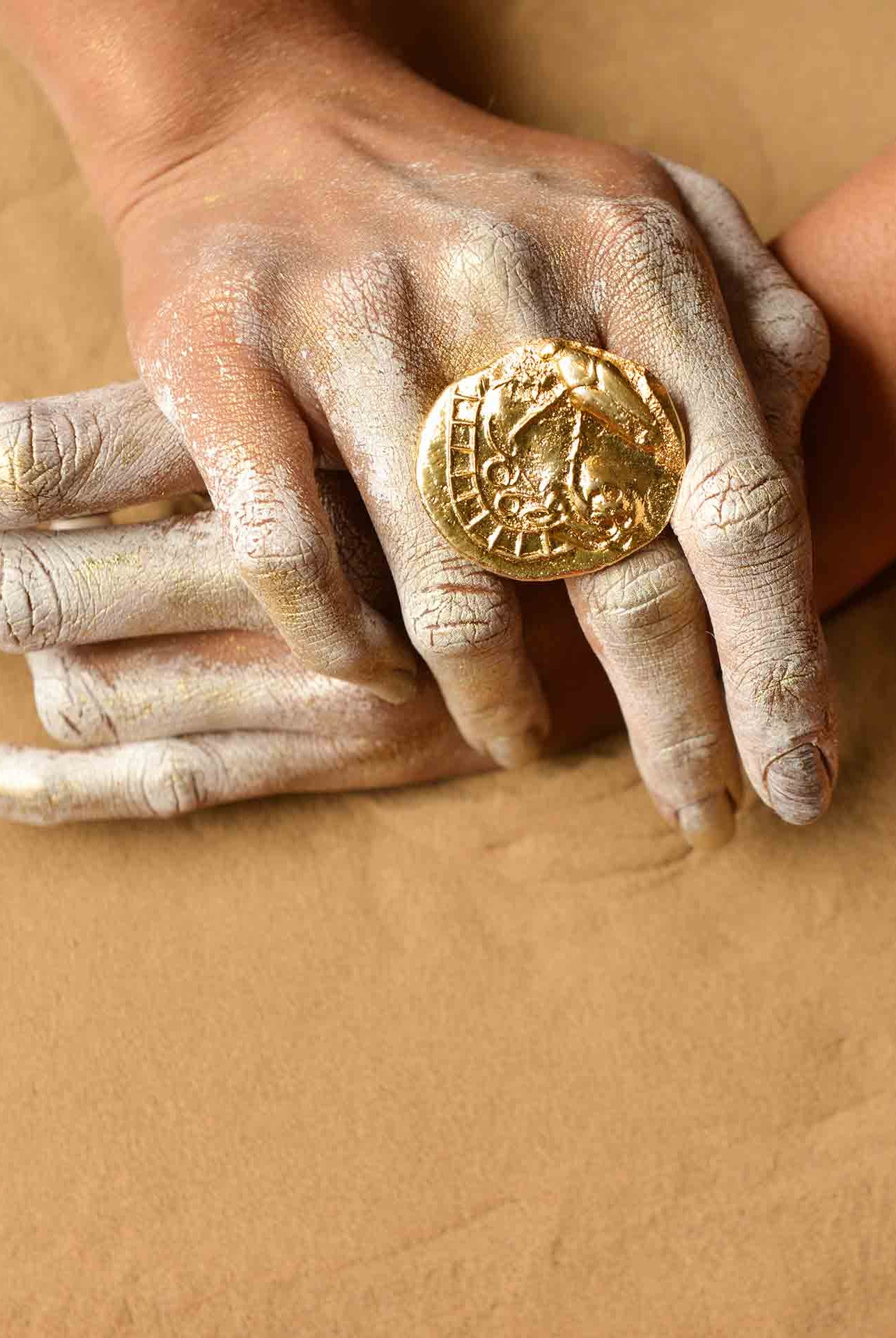 Fossil Ring - Irregular Circle - CiceroniRingsStudio Kassa