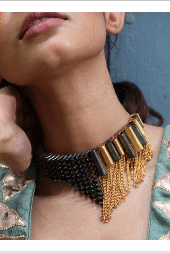 Fragility Neckpiece - CiceroniNeckpieceZaza by Somya