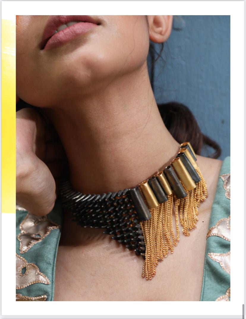 Fragility Neckpiece - CiceroniNeckpieceZaza by Somya