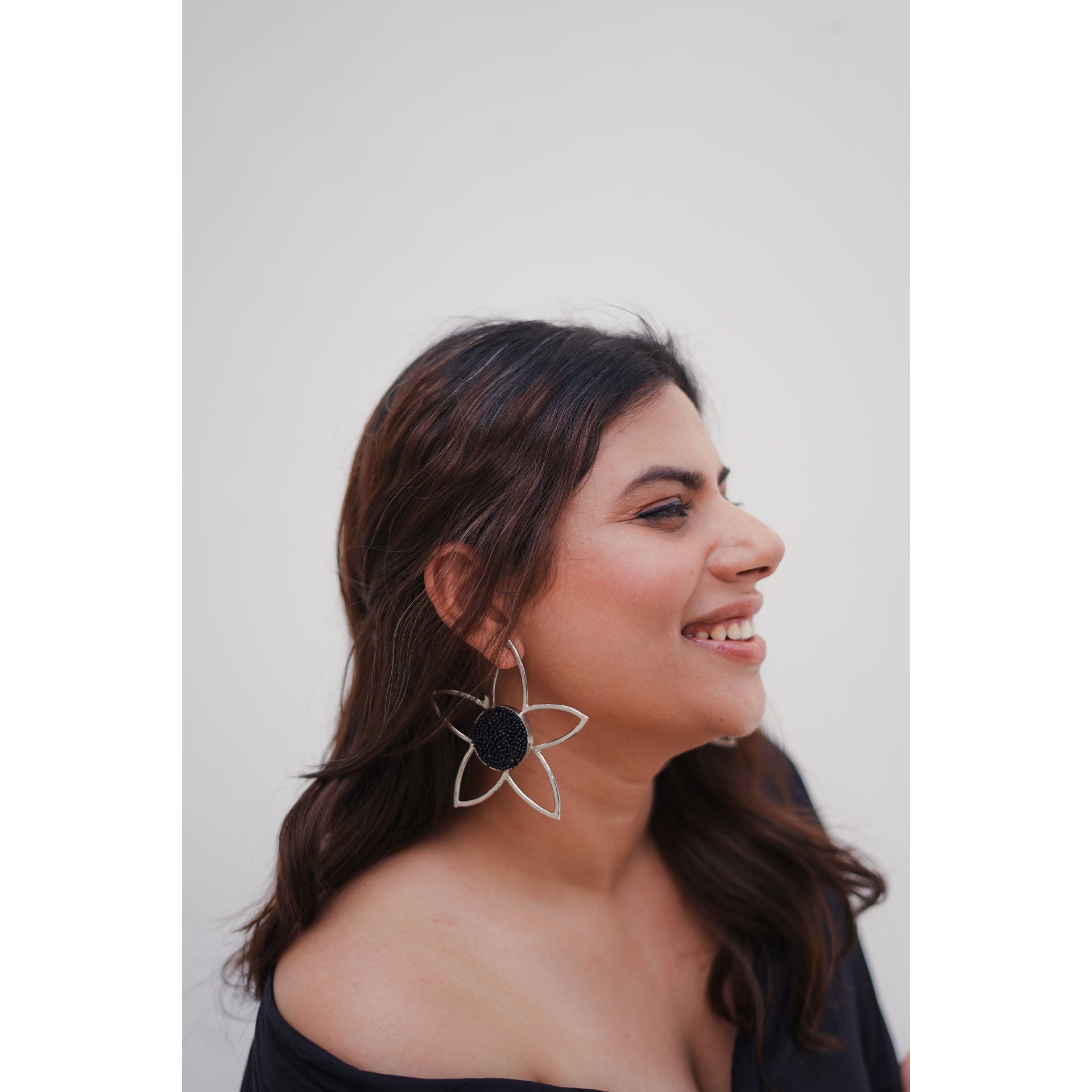Full Mogra Frame Hoops in Silver - CiceroniAarjavee