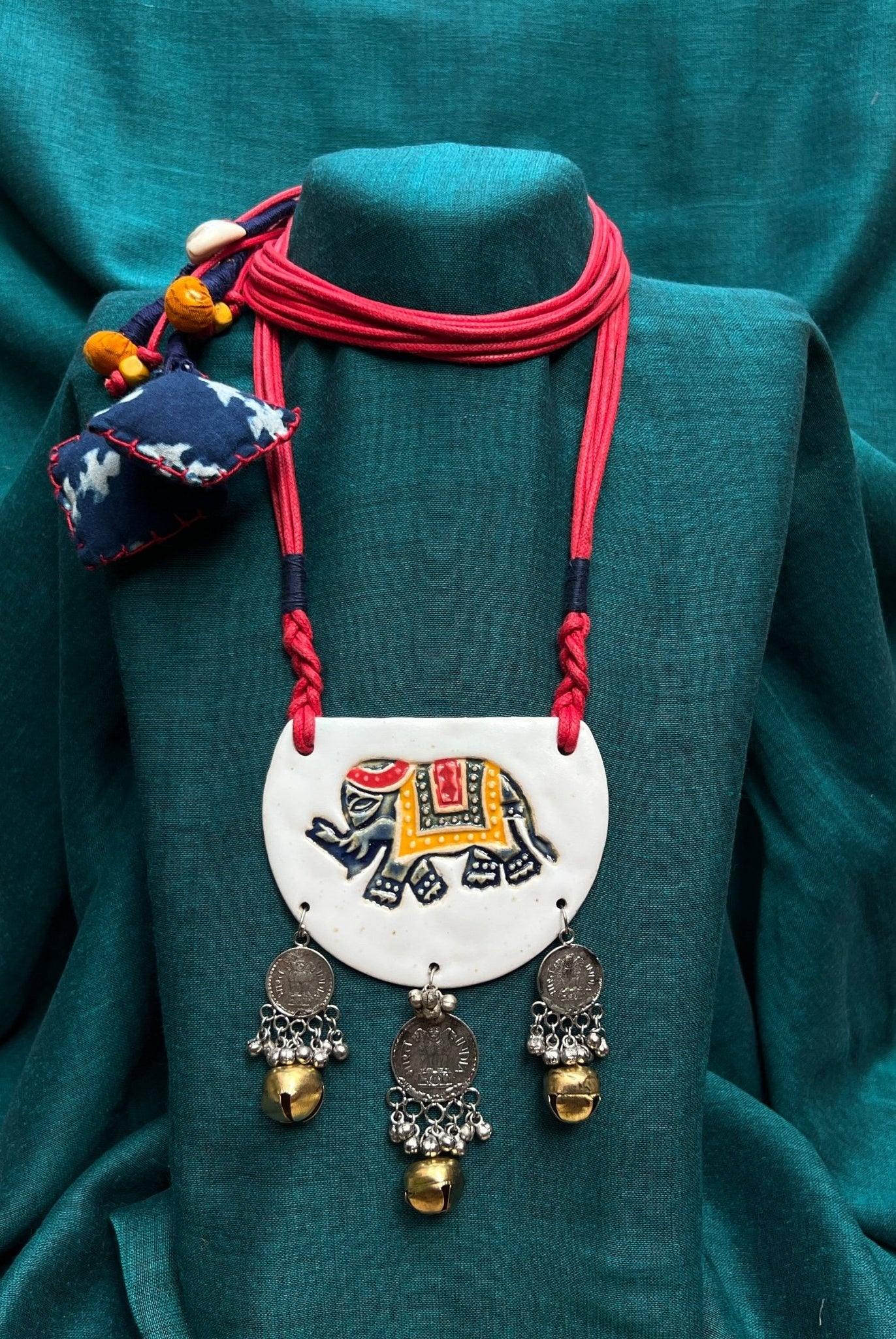 Gaja Neckpiece - CiceroniNeckpieceChaakmaati