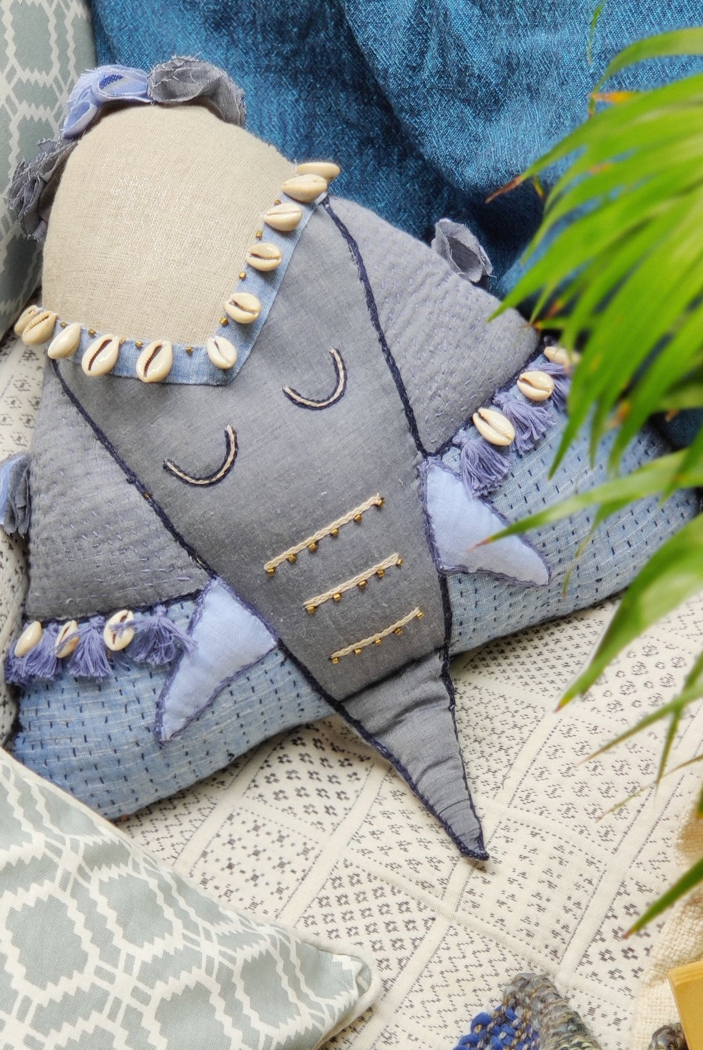 Gajah Cushion - Blue - CiceroniCushionD I T I