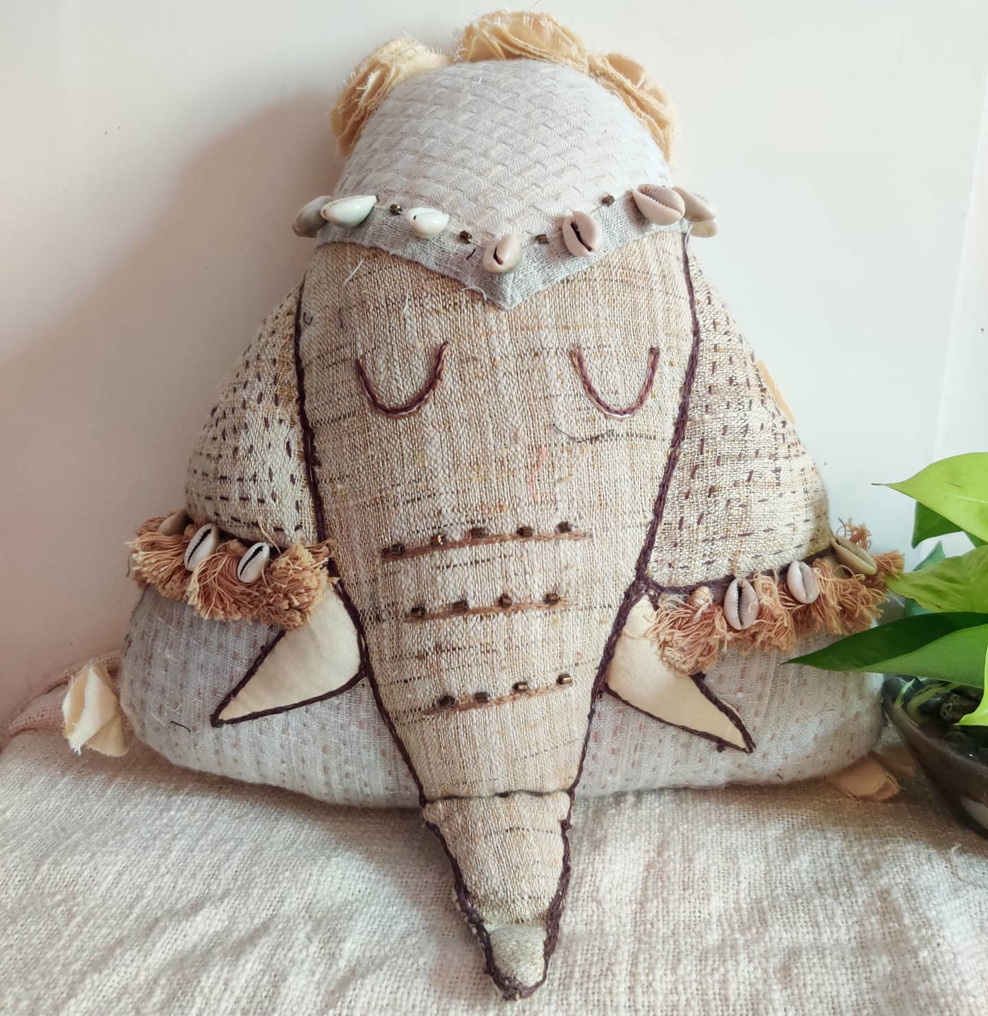 Gajah Cushion - CiceroniD I T I
