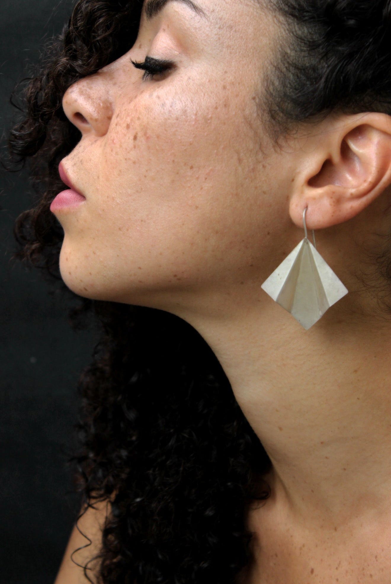 GARVI Origami Two-Fold Earrings - CiceroniBaka