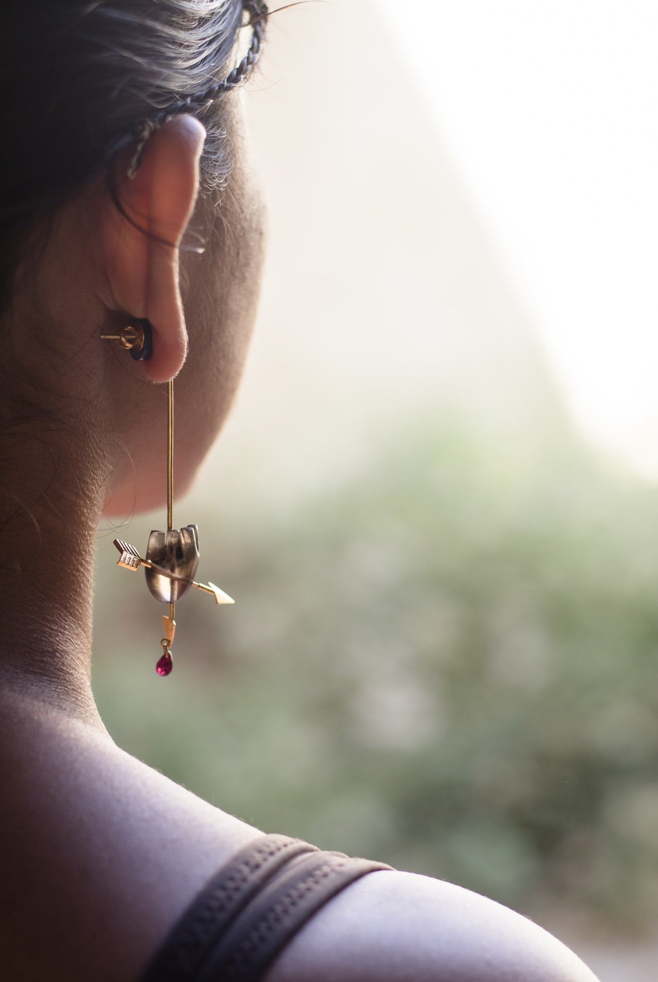 HEART Cupid's Arrow - Brown Earring - CiceroniBaka