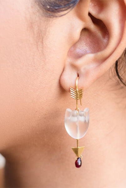 HEART Straight Arrow - White Earring - CiceroniBaka