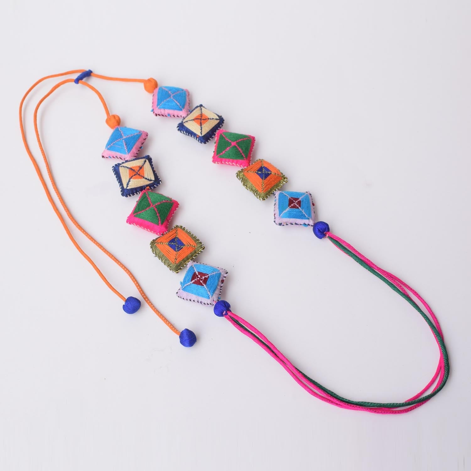 Heeya Neckpiece - CiceroniNeckpiecePaulami