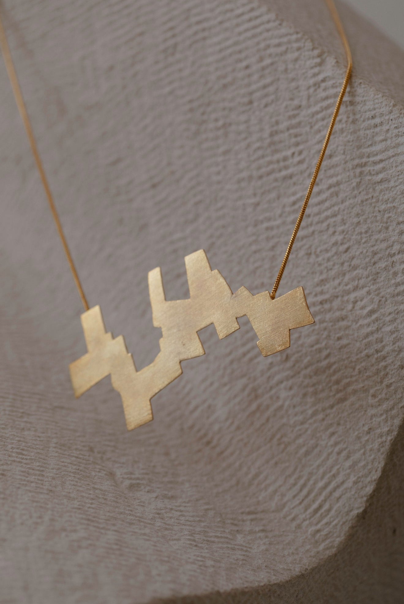 Ikur Neckpiece - CiceroniDE'ANMA