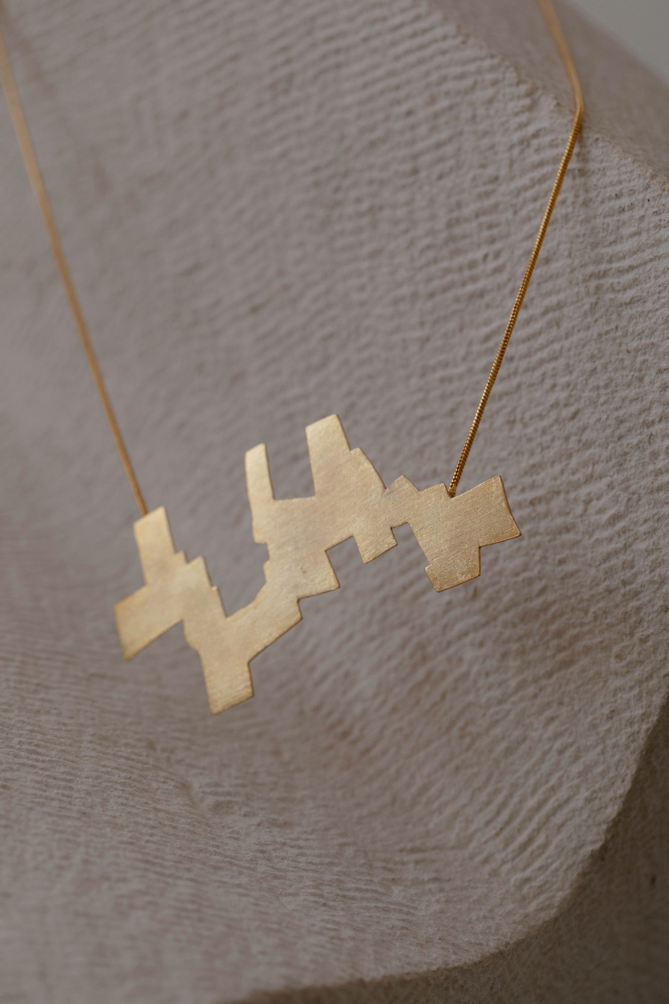 Ikur Neckpiece - CiceroniDE'ANMA